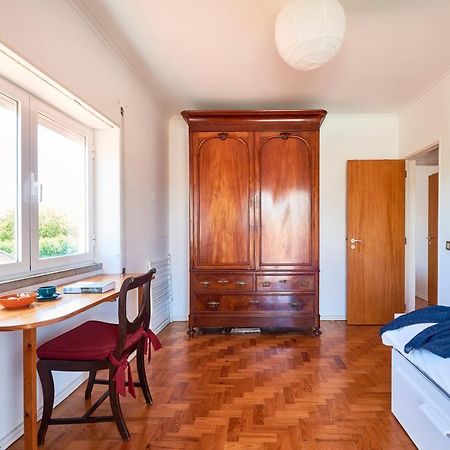 Bright Apartment With Garden In Кашкайш Экстерьер фото