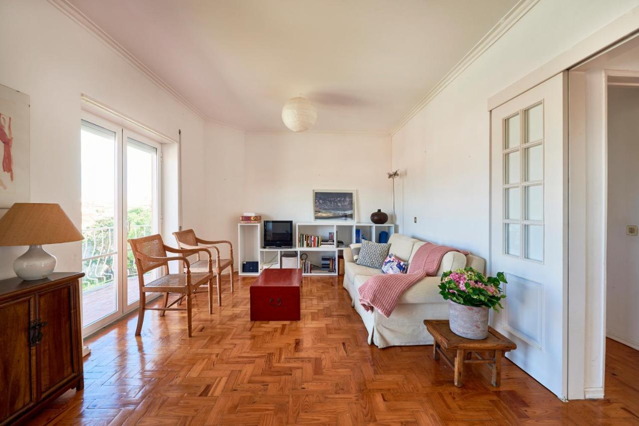 Bright Apartment With Garden In Кашкайш Экстерьер фото