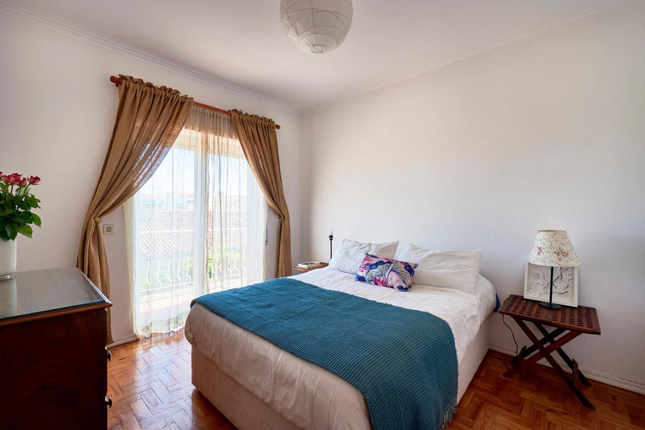 Bright Apartment With Garden In Кашкайш Экстерьер фото